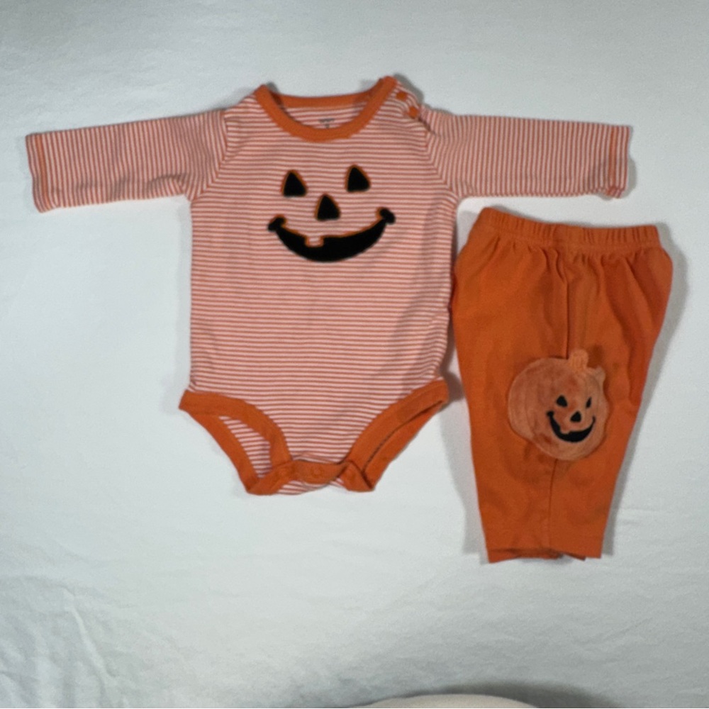 Carters 3 MonthPumpkin Halloween Outfit‎ for Kids